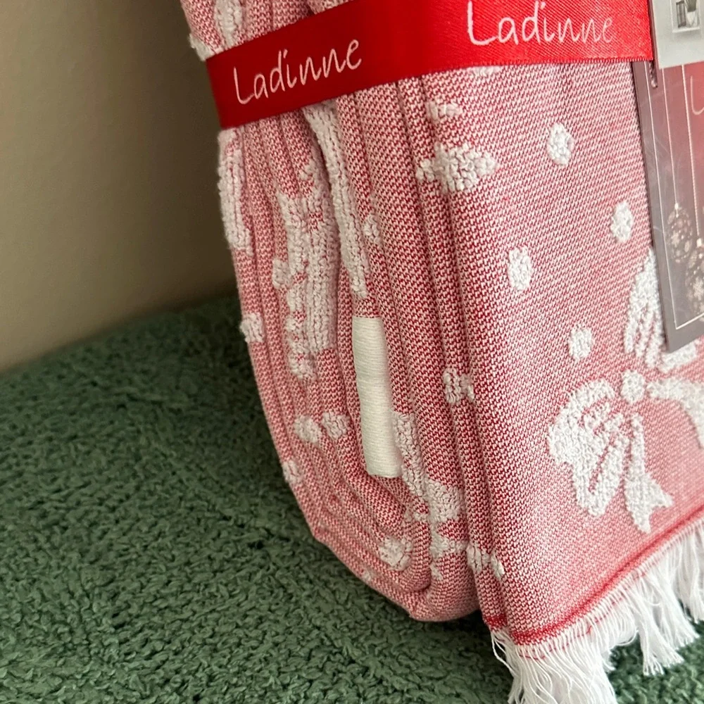 Ladinne Holiday Christmas Tree Shower Curtain Red Bow NEW!